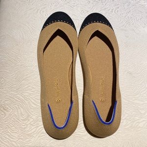 Rothy’s flats size 8, like new!